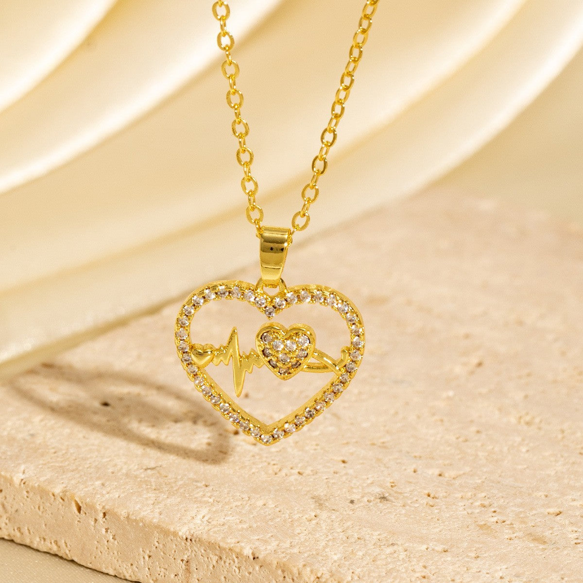 Malika Gems Minimal Luxe Heart Necklace – Elegant Hollow Design