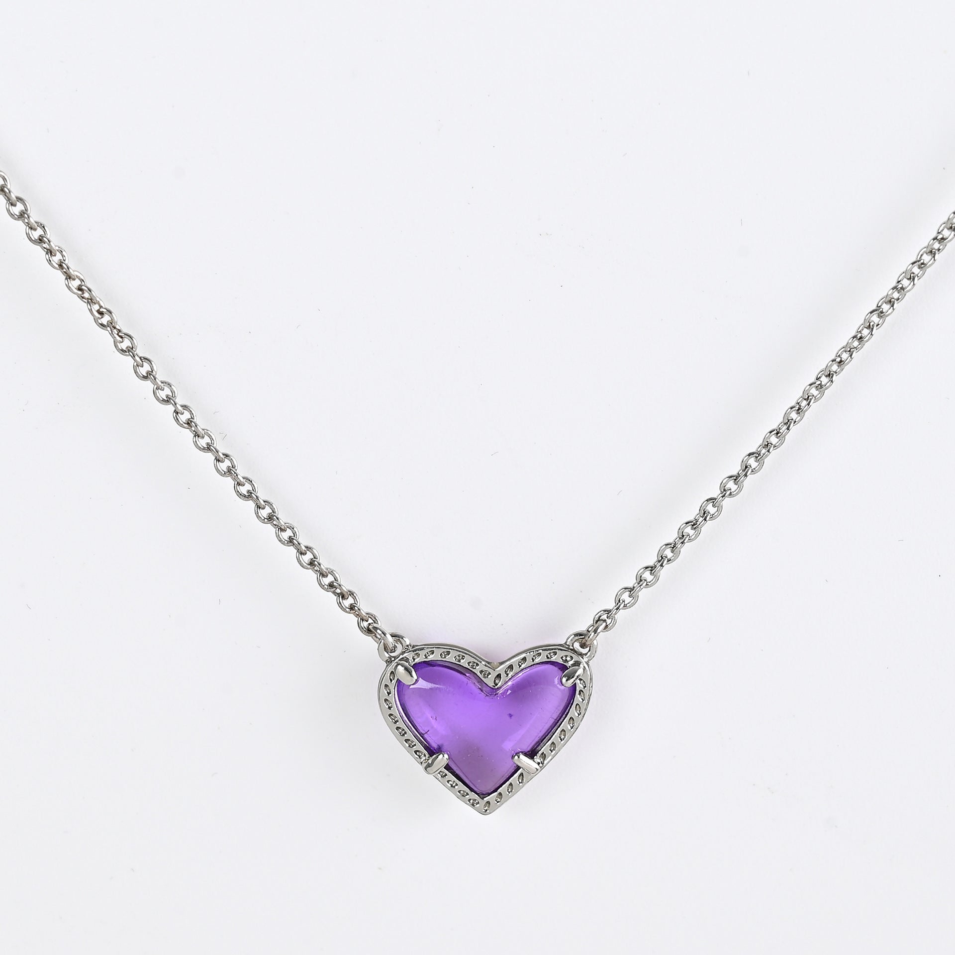 Malika Gems Classic Crystal Heart Necklace – Timeless Love Pendant