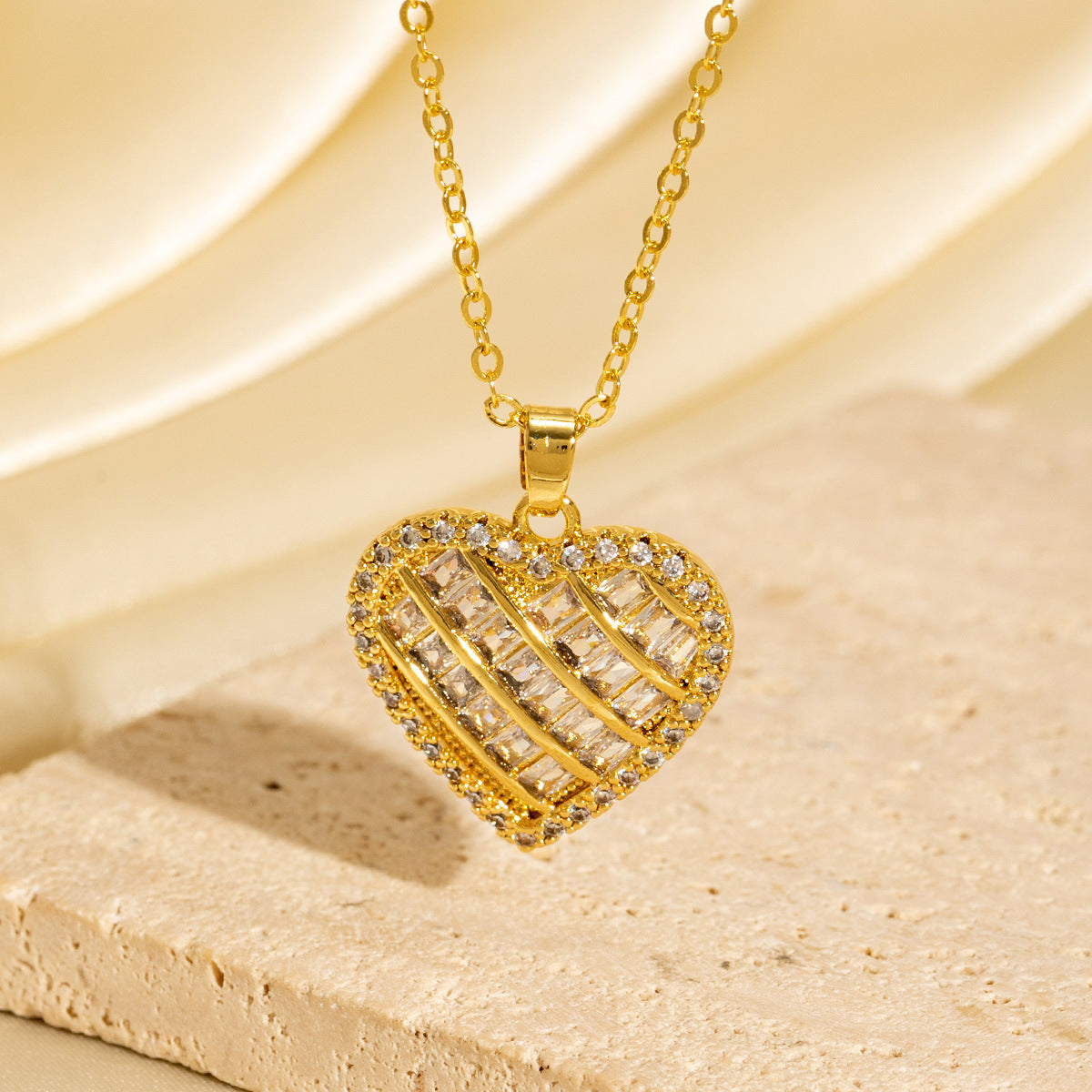Malika Gems Crystal Heart Radiance Necklace – Full Zircon Glow Pendant