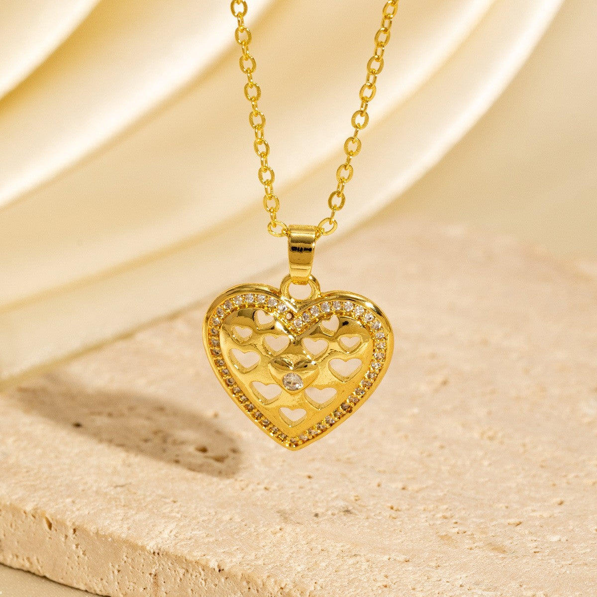 Malika Gems Minimal Luxe Heart Necklace – Elegant Hollow Design