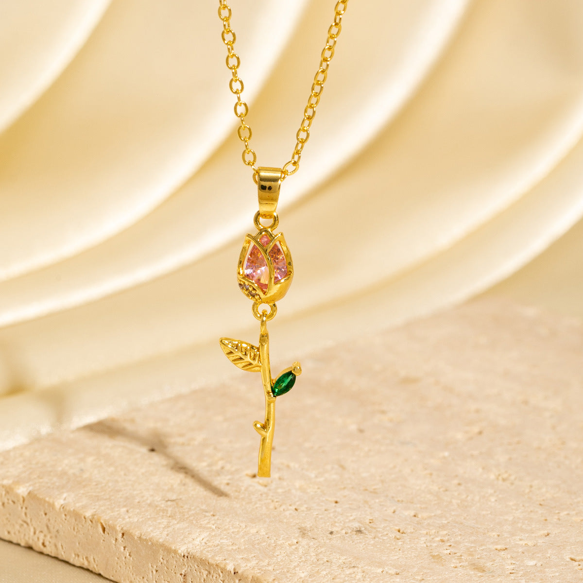 Malika Gems Personalized Tulip Necklace – Custom Floral Piece