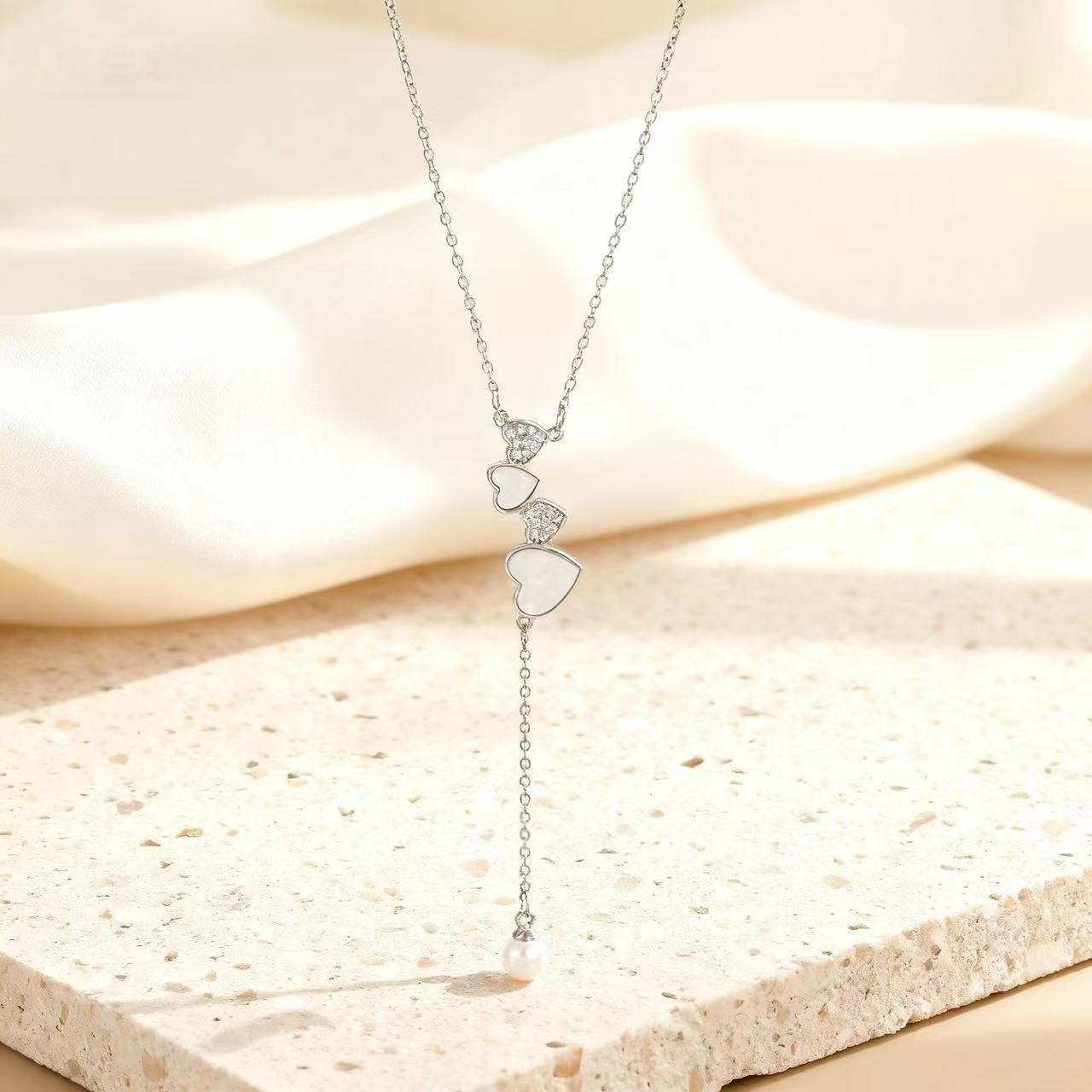 Malika Gems Tassel Flow Necklace – Color Zircon & Elegant Drop Design