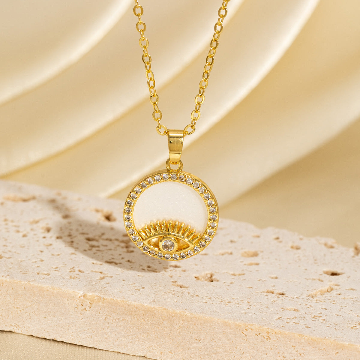 Malika Gems Vintage Energy Necklace – Bold Statement Piece
