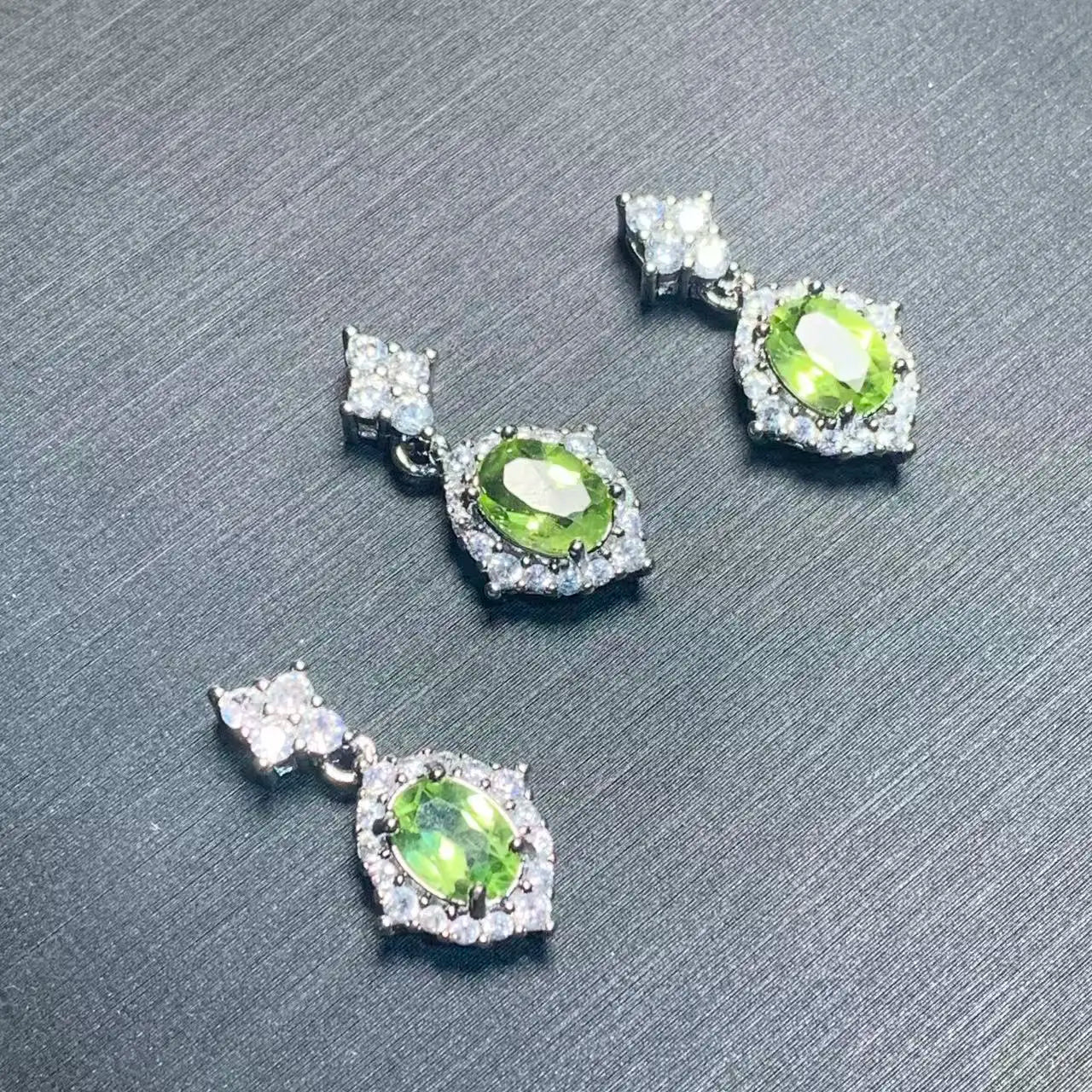 MANY STONE OVAL Natural PERIDOT Pendant Necklace Fine Jewelry Handmade Stones Wholesale Healing Energy Gift Lucky Jewelry