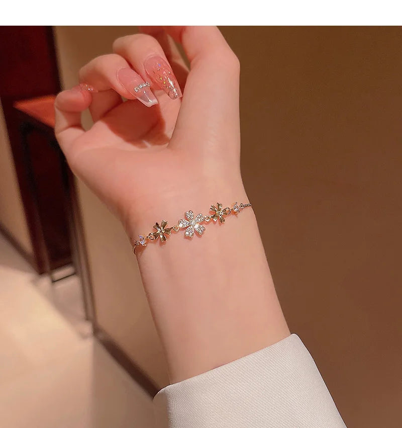 Natural Opal Flower Bracelet – Gold Plated Adjustable Bracelet for Women