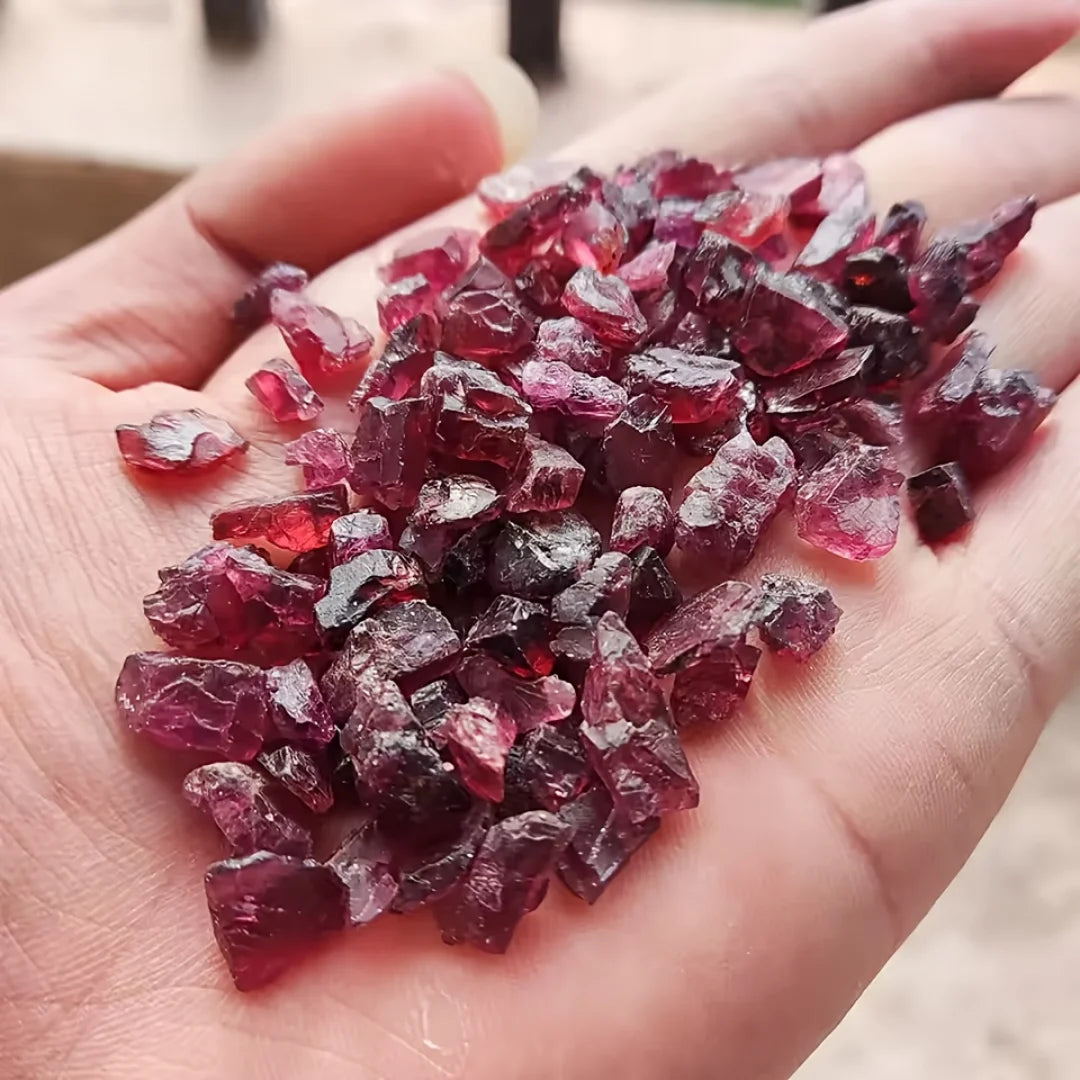 Natural Raw Garnet Crystal Chips for Jewelry Making