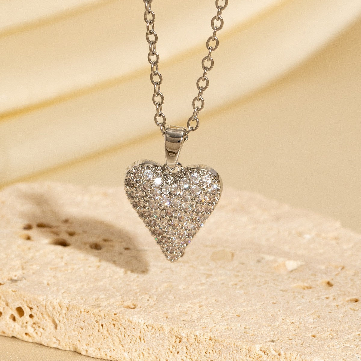 Malika Gems Minimal Luxe Heart Necklace – Elegant Hollow Design