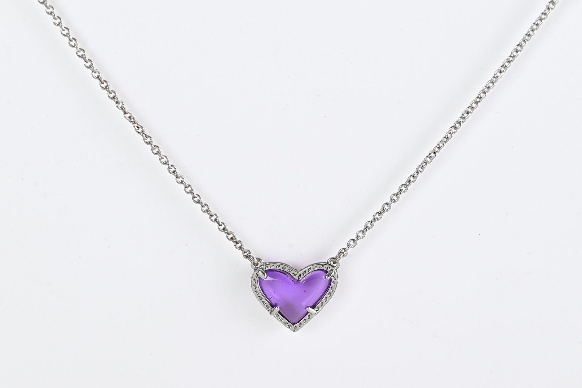 Malika Gems Classic Crystal Heart Necklace – Timeless Love Pendant
