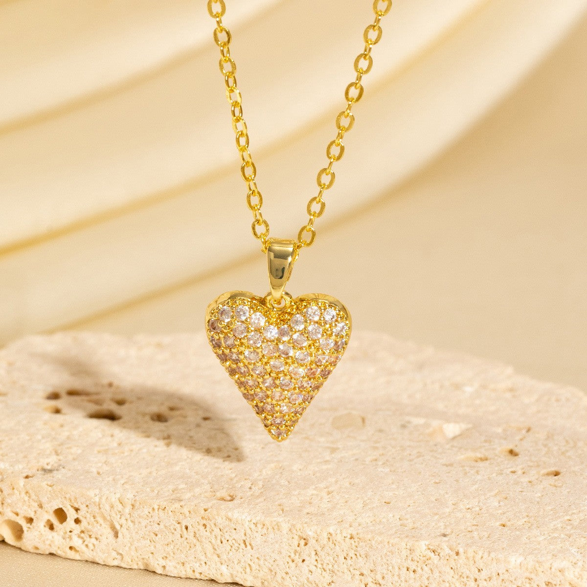 Malika Gems Minimal Luxe Heart Necklace – Elegant Hollow Design