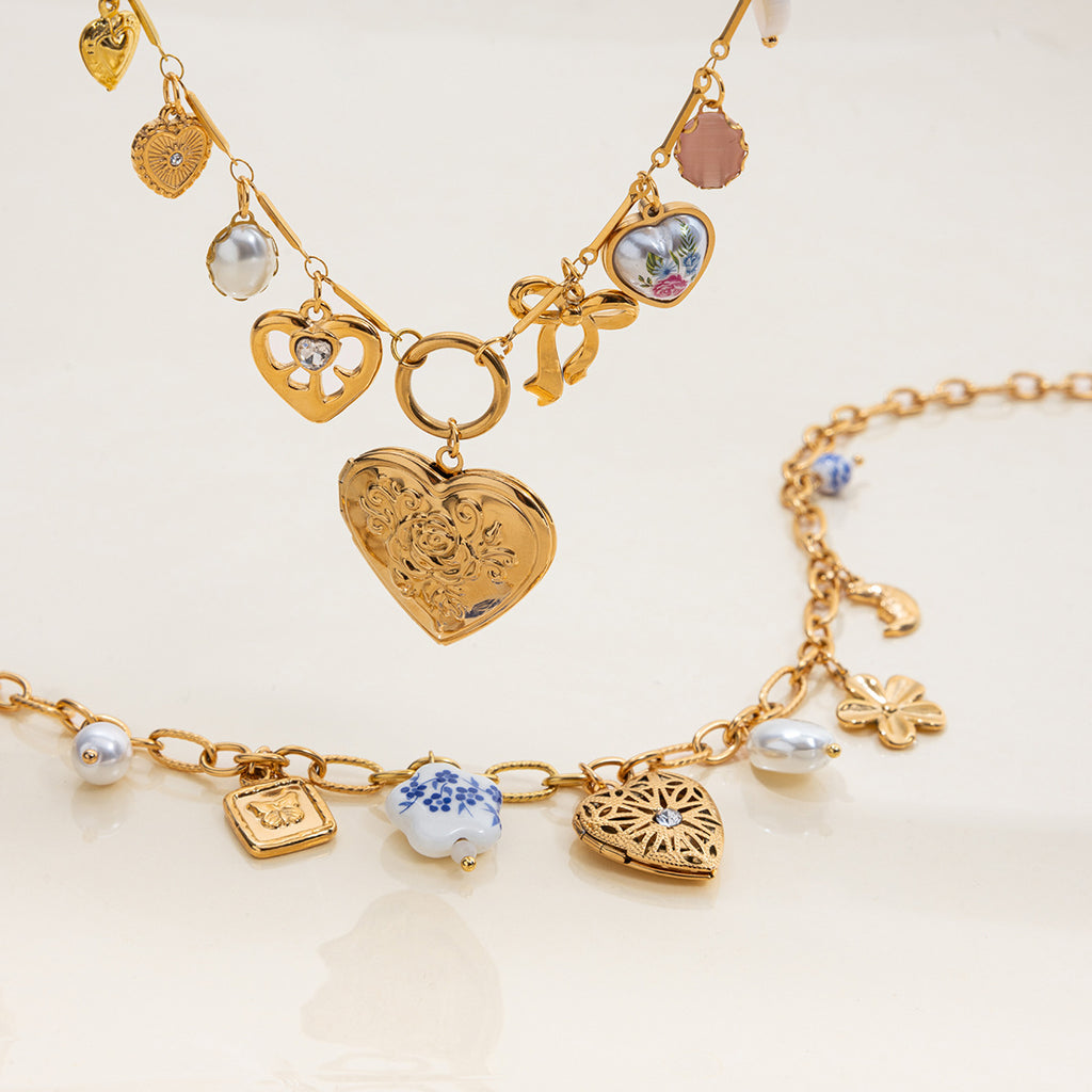 Malika Gems Memory Heart Locket – Photo Frame Pendant